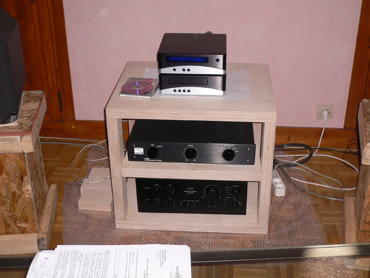 meuble Hifi-3.JPG