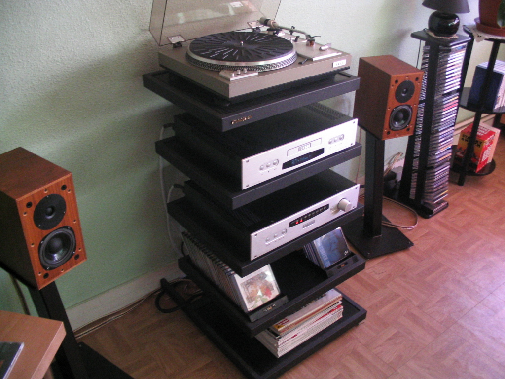 hifi2 002.jpg