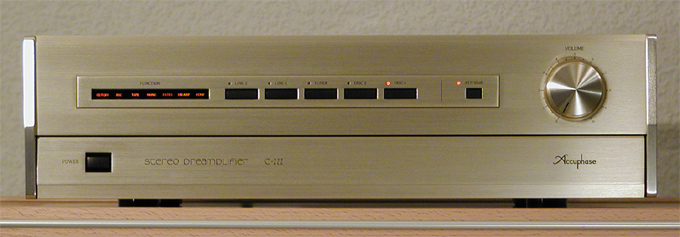 Accuphase-C-222-Front-100KB.jpg