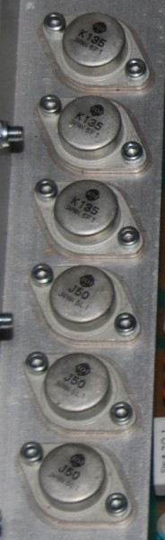 Transistor gauche.jpg