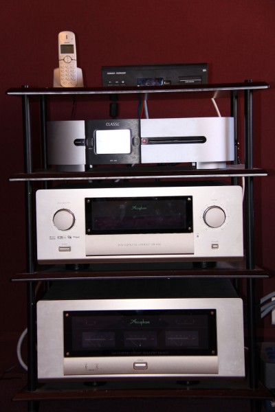 Accuphase.jpg