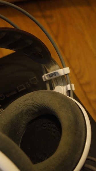 AKG K701 - 2.JPG