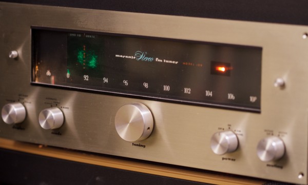 Marantz 10 B rapproché.jpg