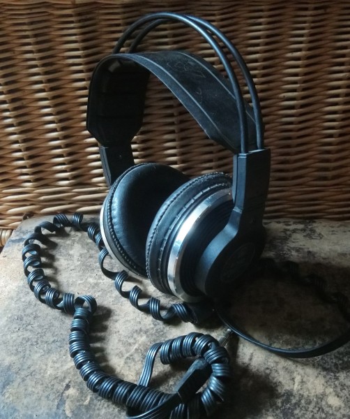 AKG K340 2.JPG