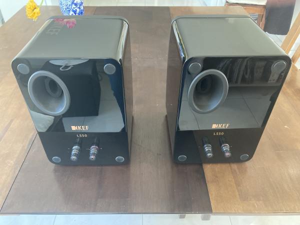 Kef LS50 003.jpg