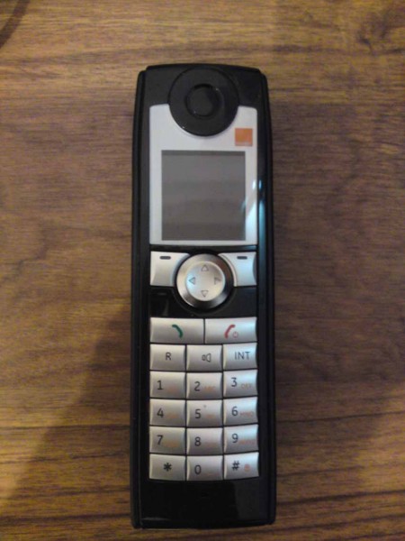 Livephone2.jpg