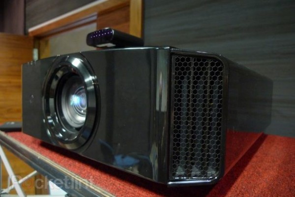 jvc-lauches-three-3d-projectors-0.jpg